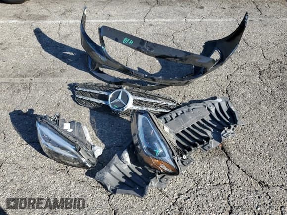 ✅ 2020 Mercedes-Benz C 300 • VIN: W1KWF8DB4LR598988 • Lot: 85743245. Listed on Copart with 35,513 mi. Free auction sales archive from the USA and detailed vehicle history report at DreamBid. Image 12.