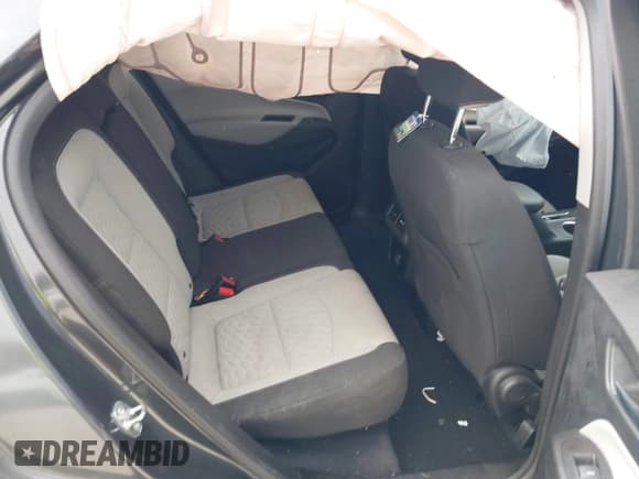 ✅ 2019 Chevrolet Equinox LT • VIN: 2GNAXTEV7K6261181 • Lot: 43360705. Wystawiony na IAAI z przebiegiem 64 810 mil. Bezpłatny archiwum sprzedaży aukcyjnych z USA i szczegółowy raport historii pojazdu na DreamBid. Zdjęcie 8.