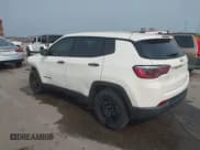 ✅ 2018 Jeep Compass Sport • VIN: 3C4NJCAB2JT193552 • Lot: 43104099. Wystawiony na IAAI z przebiegiem 102 200 mil. Bezpłatny archiwum sprzedaży aukcyjnych z USA i szczegółowy raport historii pojazdu na DreamBid. Zdjęcie 14.