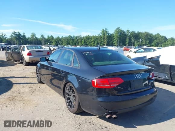 ✅ 2011 Audi A4 Premium • VIN: WAUBFAFL7BN042280 • Лот: 42792668. Опубликован ранее на IAAI с пробегом 144 583 миль. Бесплатный доступ к архиву аукционных продаж из США и подробный отчёт об истории автомобиля на DreamBid. Изображение 3.