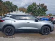 ✅ 2023 Chevrolet Blazer LT • VIN: 3GNKBCR41PS235530 • Lot: 43537754. Wystawiony na IAAI z przebiegiem 11 712 mil. Bezpłatny archiwum sprzedaży aukcyjnych z USA i szczegółowy raport historii pojazdu na DreamBid. Zdjęcie 13.