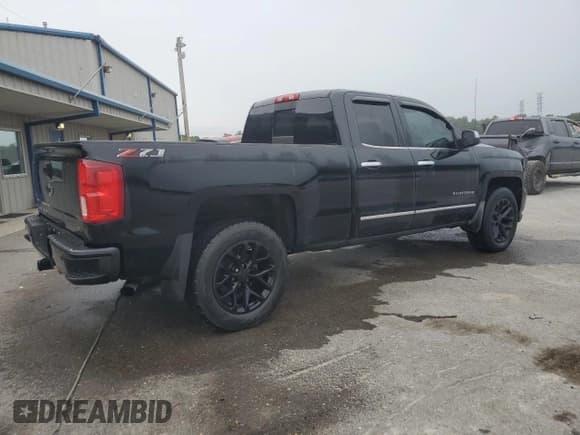 ✅ 2018 Chevrolet Silverado 1500 LTZ • VIN: 1GCVKSEJ0JZ200676 • Лот: 70526065. Опубликован ранее на Copart с пробегом 209 927 миль. Бесплатный доступ к архиву аукционных продаж из США и подробный отчёт об истории автомобиля на DreamBid. Изображение 3.