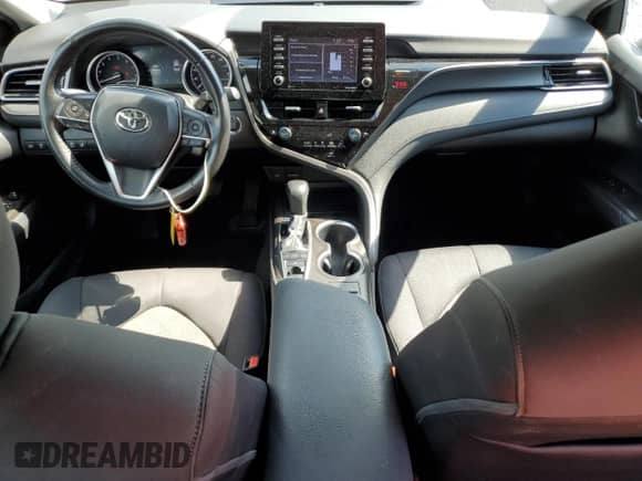 2022 Toyota Camry LE with VIN 4T1R11BK5NU055998, listed as a Copart auction lot 71433375 with 42,943 mi miles and Salvage title. Bid and sale history available at DreamBid. Image 8.