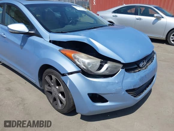 ✅ 2012 Hyundai Elantra Limited • VIN: KMHDH4AE5CU464938 • Lot: 42572413. Listed on IAAI with 181,076 mi. Free auction sales archive from the USA and detailed vehicle history report at DreamBid. Image 6.