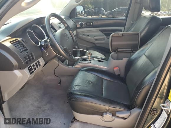 ✅ 2009 Toyota Tacoma PreRunner • VIN: 3TMKU72N69M021444 • Lot: 80306125. Listed on Copart with 252,564 mi. Free auction sales archive from the USA and detailed vehicle history report at DreamBid. Image 7.