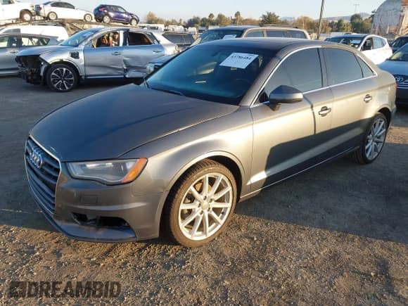 ✅ 2015 Audi A3 Premium • VIN: WAUAJGFF8F1067824 • Лот: 43786484. Опубликован ранее на IAAI с пробегом 118 096 миль. Бесплатный доступ к архиву аукционных продаж из США и подробный отчёт об истории автомобиля на DreamBid. Изображение 17.