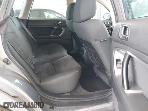 ✅ 2008 Subaru Outback i • VIN: 4S4BP61C887346747 • Lot: 43140102. Listed on IAAI with 164,988 mi. Free auction sales archive from the USA and detailed vehicle history report at DreamBid. Image 8.
