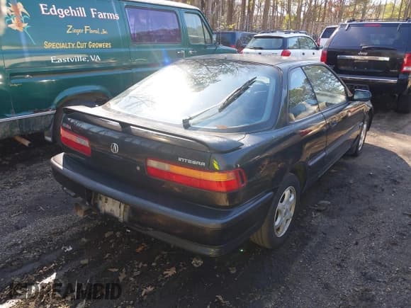 ✅ 1992 Acura Integra • VIN: JH4DA9475NS033368 • Lot: 41824865. Wystawiony na IAAI z przebiegiem 74 947 mil. Bezpłatny archiwum sprzedaży aukcyjnych z USA i szczegółowy raport historii pojazdu na DreamBid. Zdjęcie 4.
