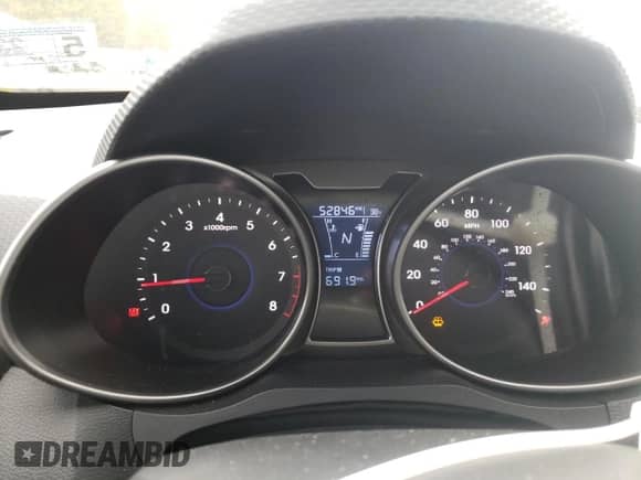 2017 Hyundai Veloster z VIN KMHTC6AD1HU316967, wystawiony jako Copart lot #70850482 z przebiegiem 52 846 mil mil oraz . Historia ofert i sprzedaży dostępna na DreamBid. Obrazek 9.