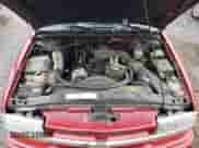 2002 Chevrolet Blazer LS z VIN 1GNDT13W32K241483, wystawiony jako Copart lot #73992044 z przebiegiem 191 544 mil mil oraz Szkoda całkowita • Salvage title. Historia ofert i sprzedaży dostępna na DreamBid. Obrazek 12.