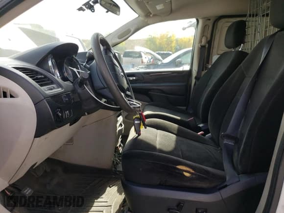 ✅ 2013 Ram Cargo Van Tradesman • VIN: 2C4JRGAG7DR688797 • Lot: 75758044. Wystawiony na Copart z przebiegiem 106 422 mil. Bezpłatny archiwum sprzedaży aukcyjnych z USA i szczegółowy raport historii pojazdu na DreamBid. Zdjęcie 7.