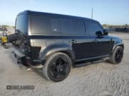 ✅ 2024 Land Rover Defender V8 • VIN: SALEBEEE2R2291306 • Lot: 52377575. Listed on Copart with 10,350 mi. Free auction sales archive from the USA and detailed vehicle history report at DreamBid. Image 3.