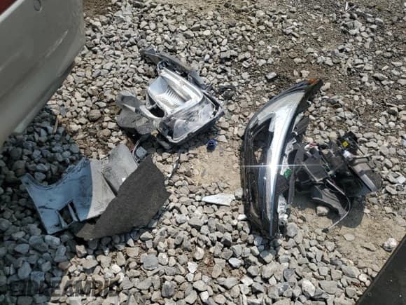 ✅ 2020 Buick Enclave Preferred • VIN: 5GAERAKW3LJ206173 • Lot: 58513075. Wystawiony na Copart z przebiegiem 80 750 mil. Bezpłatny archiwum sprzedaży aukcyjnych z USA i szczegółowy raport historii pojazdu na DreamBid. Zdjęcie 13.