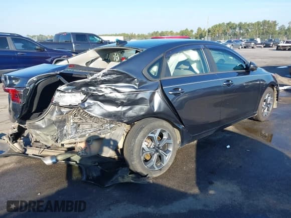 ✅ 2019 Kia Forte LXS • VIN: 3KPF24AD4KE078207 • Lot: 43256531. Listed on IAAI with 91,754 mi. Free auction sales archive from the USA and detailed vehicle history report at DreamBid. Image 4.
