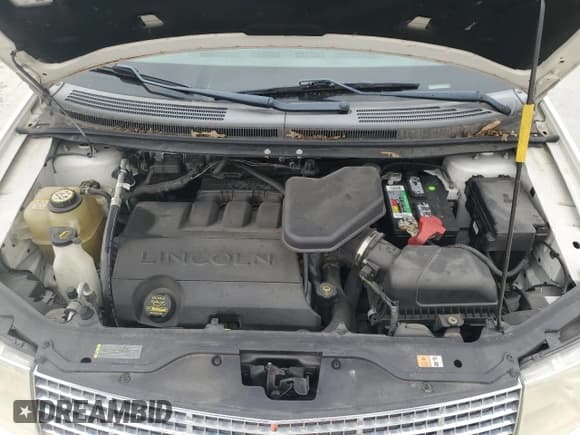 ✅ 2009 Lincoln MKX • VIN: 2LMDU68C09BJ01803 • Lot: 70896885. Listed on Copart with 177,787 mi. Free auction sales archive from the USA and detailed vehicle history report at DreamBid. Image 11.