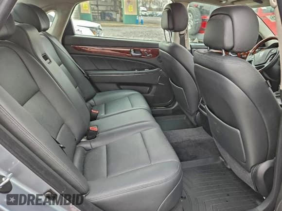 ✅ 2014 Hyundai Equus Signature • VIN: KMHGH4JH1EU085042 • Lot: 93218945. Listed on Copart with Not provided. Free auction sales archive from the USA and detailed vehicle history report at DreamBid. Image 10.