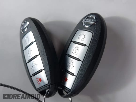 ✅ 2020 Nissan Pathfinder SV • VIN: 5N1DR2BM3LC639331 • Lot: 43466748. Wystawiony na IAAI z przebiegiem 102 396 mil. Bezpłatny archiwum sprzedaży aukcyjnych z USA i szczegółowy raport historii pojazdu na DreamBid. Zdjęcie 11.