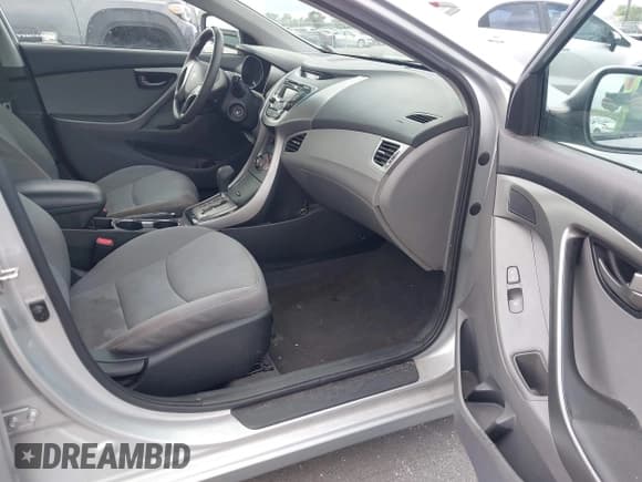 ✅ 2013 Hyundai Elantra GLS • VIN: 5NPDH4AE6DH373385 • Lot: 43404309. Listed on IAAI with 125,089 mi. Free auction sales archive from the USA and detailed vehicle history report at DreamBid. Image 5.