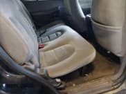 ✅ 2005 Ford Explorer XLT • VIN: 1FMZU63K95UA49964 • Lot: 42436681. Wystawiony na IAAI z przebiegiem 240 704 mil. Bezpłatny archiwum sprzedaży aukcyjnych z USA i szczegółowy raport historii pojazdu na DreamBid. Zdjęcie 8.