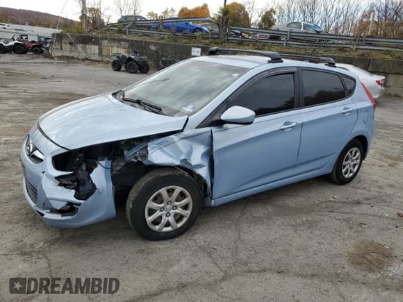 ✅ 2013 Hyundai Accent GS • VIN: KMHCT5AE7DU087630 • Lot: 77347854. Listed on Copart with 54,413 mi. Free auction sales archive from the USA and detailed vehicle history report at DreamBid. Image 1.