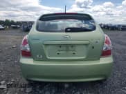 ✅ 2008 Hyundai Accent GS • VIN: KMHCN35C08U077129 • Лот: 56107605. Опубликован ранее на Copart с пробегом 118 841 миль. Бесплатный доступ к архиву аукционных продаж из США и подробный отчёт об истории автомобиля на DreamBid. Изображение 6.