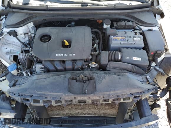 ✅ 2017 Hyundai Elantra SE • VIN: 5NPD84LF7HH107630 • Lot: 82666695. Listed on Copart with 172,302 mi. Free auction sales archive from the USA and detailed vehicle history report at DreamBid. Image 11.