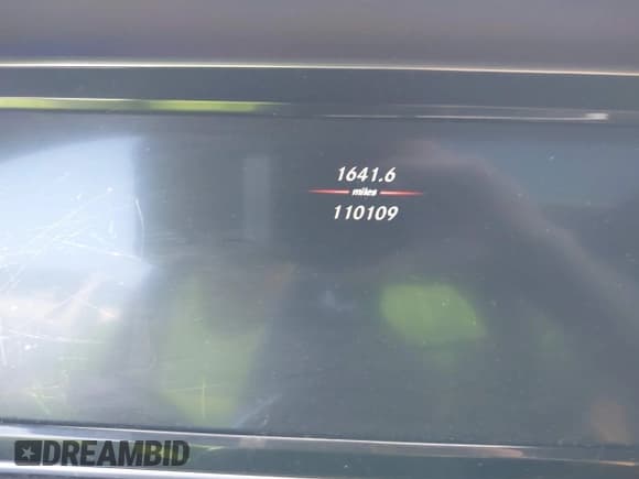 ✅ 2017 Mercedes-Benz S 550 • VIN: WDDUG8CB3HA308932 • Лот: 41575815. Опубликован ранее на IAAI с пробегом 110 109 миль. Бесплатный доступ к архиву аукционных продаж из США и подробный отчёт об истории автомобиля на DreamBid. Изображение 7.