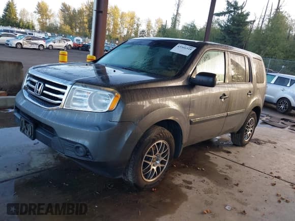 ✅ 2012 Honda Pilot LX • VIN: 5FNYF4H29CB071699 • Lot: 43566518. Wystawiony na IAAI z przebiegiem 144 574 mil. Bezpłatny archiwum sprzedaży aukcyjnych z USA i szczegółowy raport historii pojazdu na DreamBid. Zdjęcie 17.