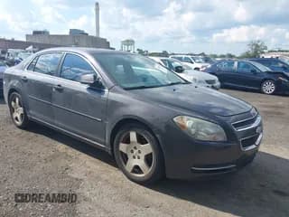 ✅ 2010 Chevrolet Malibu 2LT • VIN: 1G1ZD5E7XA4135780 • Lot: 42636143. Wystawiony na IAAI z przebiegiem 169 789 mil. Bezpłatny archiwum sprzedaży aukcyjnych z USA i szczegółowy raport historii pojazdu na DreamBid. Zdjęcie 1.