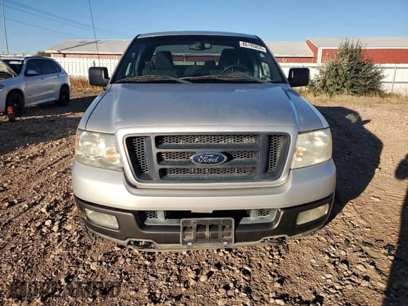 ✅ 2004 Ford F-150 XLT • VIN: 1FTPX14574NA60663 • Lot: 86195855. Wystawiony na Copart z przebiegiem 86 753 mil. Bezpłatny archiwum sprzedaży aukcyjnych z USA i szczegółowy raport historii pojazdu na DreamBid. Zdjęcie 5.