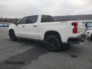 ✅ 2022 Chevrolet Silverado 1500 LT Trail Boss • VIN: 3GCPYFEL6NG153630 • Lot: 93713785. Wystawiony na Copart z przebiegiem 54 346 mil. Bezpłatny archiwum sprzedaży aukcyjnych z USA i szczegółowy raport historii pojazdu na DreamBid. Zdjęcie 2.