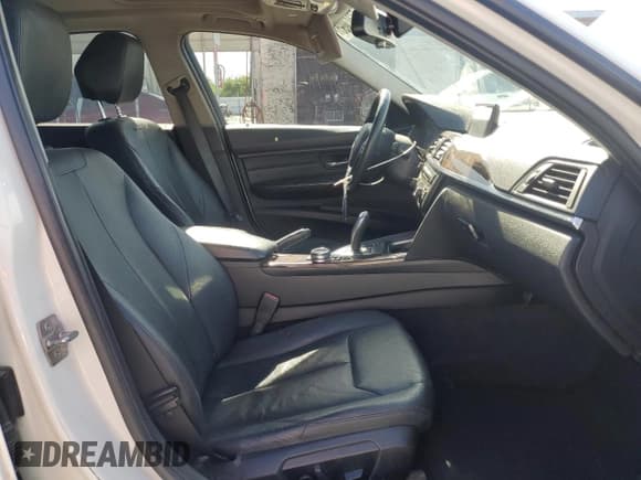 ✅ 2014 BMW 3 Series 328i • VIN: WBA3C1C58EK108375 • Lot: 57343095. Listed on Copart with 153,349 mi. Free auction sales archive from the USA and detailed vehicle history report at DreamBid. Image 7.