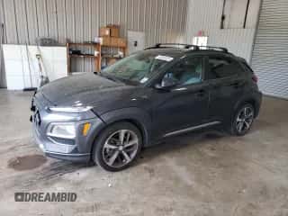 2020 Hyundai Kona Limited z VIN KM8K33A58LU402093, wystawiony jako Copart lot #43564833 z przebiegiem 40 356 mil mil oraz . Historia ofert i sprzedaży dostępna na DreamBid. Obrazek 1.