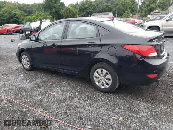 ✅ 2015 Hyundai Accent GLS • VIN: KMHCT4AE8FU927153 • Lot: 61056473. Wystawiony na Copart z przebiegiem 117 105 mil. Bezpłatny archiwum sprzedaży aukcyjnych z USA i szczegółowy raport historii pojazdu na DreamBid. Zdjęcie 2.