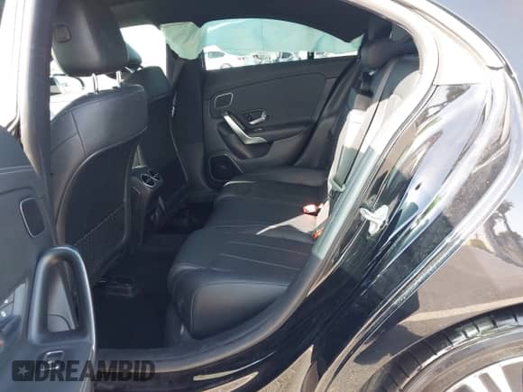 2022 Mercedes-Benz CLA 250 с VIN W1K5J4GB9NN250239, выставлен на аукционе IAAI как лот 41989032 с пробегом 40 797 миль миль и . История ставок и продаж доступна на DreamBid. Изображение 8.