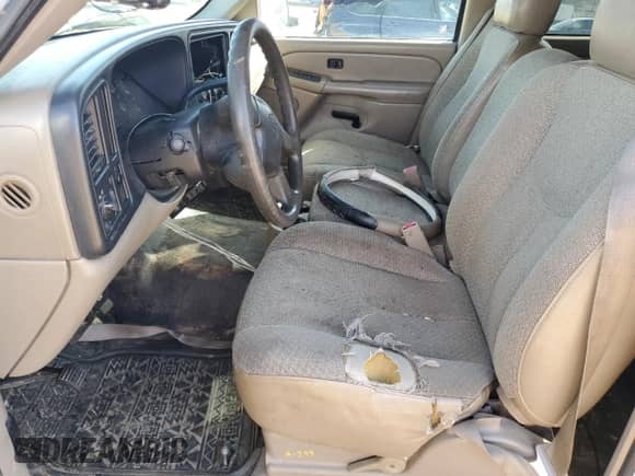 2006 Chevrolet Silverado 1500 LT2 z VIN 1GCEC19Z86Z203579, wystawiony jako Copart lot #47776865 z przebiegiem Nie podano mil oraz Szkoda całkowita • Salvage title. Historia ofert i sprzedaży dostępna na DreamBid. Obrazek 7.