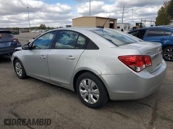 ✅ 2015 Chevrolet Cruze LS • VIN: 1G1PA5SH5F7211165 • Lot: 89738025. Listed on Copart with 158,344 mi. Free auction sales archive from the USA and detailed vehicle history report at DreamBid. Image 2.
