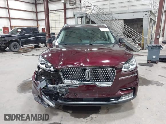 ✅ 2020 Lincoln Aviator Reserve • VIN: 5LM5J7XC2LGL29590 • Lot: 43720471. Wystawiony na IAAI z przebiegiem 108 955 mil. Bezpłatny archiwum sprzedaży aukcyjnych z USA i szczegółowy raport historii pojazdu na DreamBid. Zdjęcie 12.