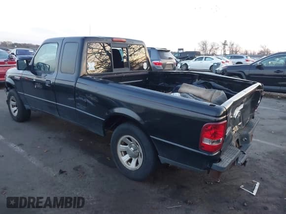 ✅ 2011 Ford Ranger XL • VIN: 1FTKR1EE8BPA56321 • Lot: 43750747. Listed on IAAI with 462,904 mi. Free auction sales archive from the USA and detailed vehicle history report at DreamBid. Image 3.