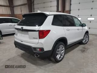 ✅ 2025 Honda Passport EX-L • VIN: 5FNYF8H5XSB017943 • Лот: 42027857. Опубликован ранее на IAAI с пробегом 1 822 миль. Бесплатный доступ к архиву аукционных продаж из США и подробный отчёт об истории автомобиля на DreamBid. Изображение 4.