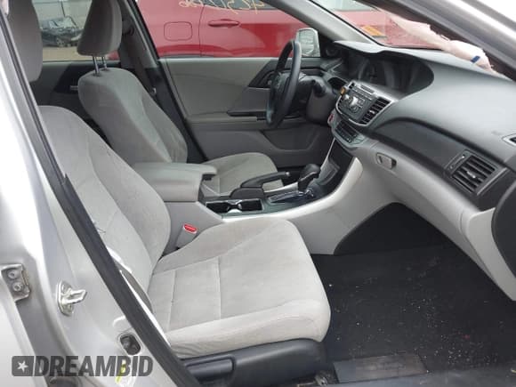 ✅ 2013 Honda Accord EX • VIN: 1HGCR2F78DA032621 • Lot: 42372786. Wystawiony na IAAI z przebiegiem 260 396 mil. Bezpłatny archiwum sprzedaży aukcyjnych z USA i szczegółowy raport historii pojazdu na DreamBid. Zdjęcie 5.