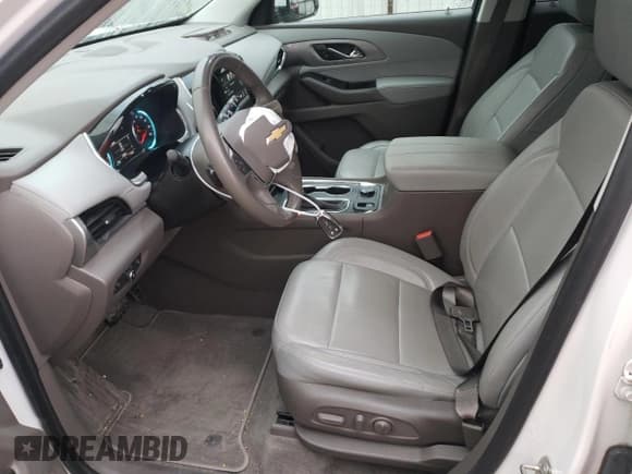 ✅ 2019 Chevrolet Traverse LT • VIN: 1GNEVHKW1KJ280801 • Lot: 37754613. Wystawiony na Copart z przebiegiem 28 525 mil. Bezpłatny archiwum sprzedaży aukcyjnych z USA i szczegółowy raport historii pojazdu na DreamBid. Zdjęcie 7.