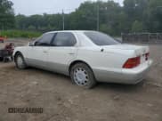 ✅ 1997 Lexus LS 400 • VIN: JT8BH28F3V0071561 • Лот: 62691785. Опубликован ранее на Copart с пробегом Не указан. Бесплатный доступ к архиву аукционных продаж из США и подробный отчёт об истории автомобиля на DreamBid. Изображение 2.
