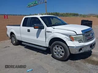 ✅ 2014 Ford F-150 XL • VIN: 1FTFX1CF8EKG32929 • Lot: 43001025. Wystawiony na IAAI z przebiegiem 132 112 mil. Bezpłatny archiwum sprzedaży aukcyjnych z USA i szczegółowy raport historii pojazdu na DreamBid. Zdjęcie 1.