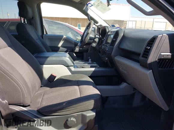 ✅ 2017 Ford F-150 XL • VIN: 1FTEW1EP1HFB84843 • Лот: 41774804. Опубликован ранее на IAAI с пробегом 138 748 миль. Бесплатный доступ к архиву аукционных продаж из США и подробный отчёт об истории автомобиля на DreamBid. Изображение 5.