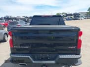 ✅ 2019 Chevrolet Silverado 1500 RST • VIN: 1GCUYEED1KZ113800 • Lot: 43293909. Wystawiony na IAAI z przebiegiem 115 803 mil. Bezpłatny archiwum sprzedaży aukcyjnych z USA i szczegółowy raport historii pojazdu na DreamBid. Zdjęcie 16.