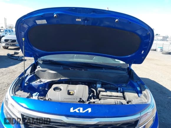 ✅ 2023 Kia Seltos S • VIN: KNDEUCAA1P7458909 • Lot: 43453346. Listed on IAAI with 32,833 mi. Free auction sales archive from the USA and detailed vehicle history report at DreamBid. Image 10.