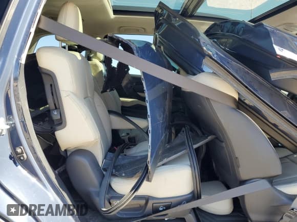 ✅ 2024 Subaru Ascent Limited • VIN: 4S4WMAUD7R3444775 • Lot: 85699535. Listed on Copart with 14,834 mi. Free auction sales archive from the USA and detailed vehicle history report at DreamBid. Image 10.