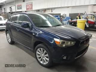 2011 Mitsubishi Outlander SE with VIN JA4AP4AU8BZ021809, listed as a IAAI auction lot 43383076 with 171,414 mi miles and . Bid and sale history available at DreamBid. Image 1.