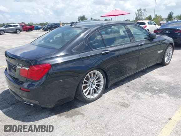 ✅ 2012 BMW 7 Series 750Li • VIN: WBAKB8C53CDX20766 • Lot: 42931045. Wystawiony na IAAI z przebiegiem 93 056 mil. Bezpłatny archiwum sprzedaży aukcyjnych z USA i szczegółowy raport historii pojazdu na DreamBid. Zdjęcie 4.